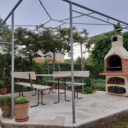 Apartment Thea Pula Dış mekan fotoğraf