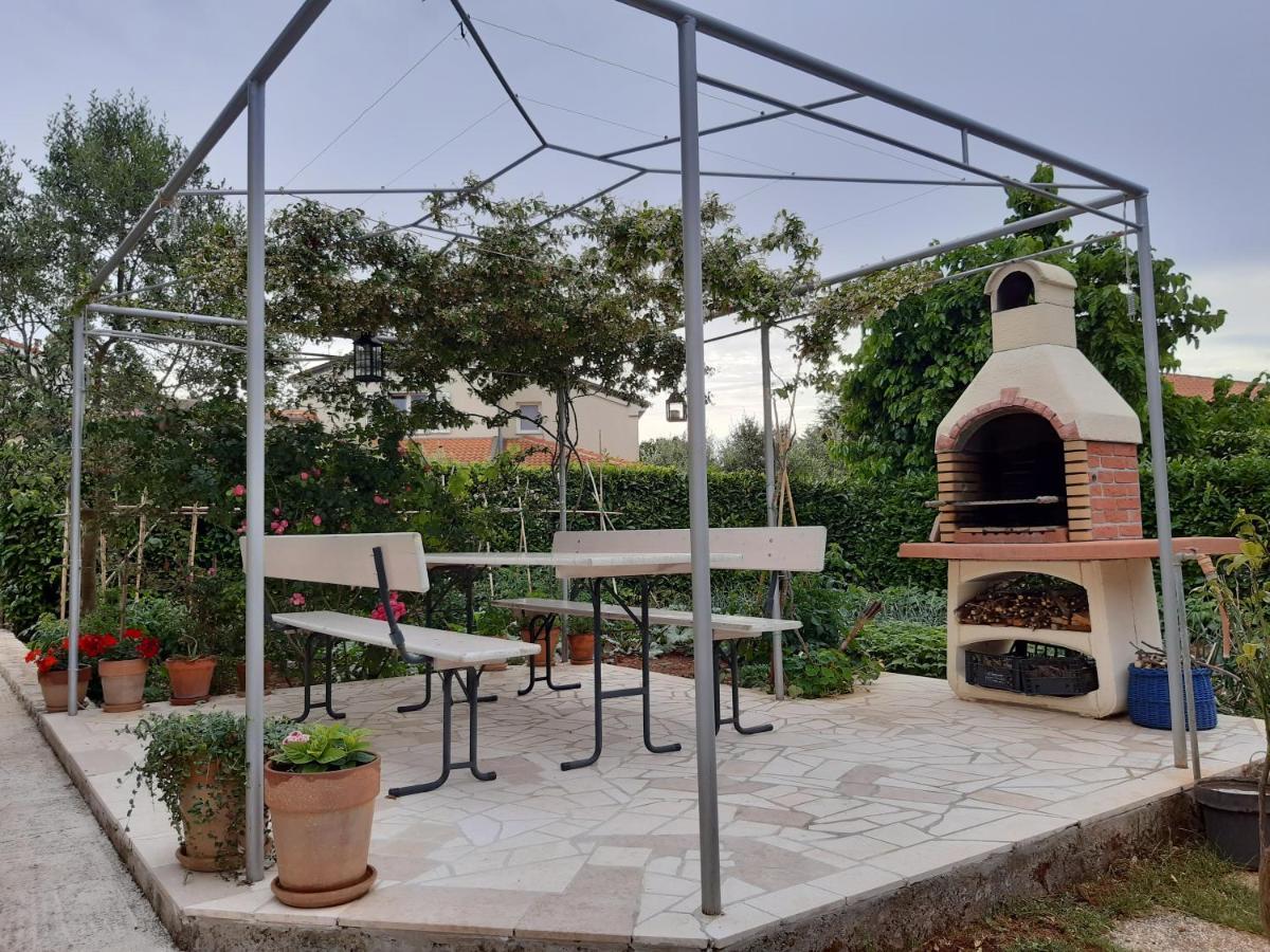 Apartment Thea Pula Dış mekan fotoğraf