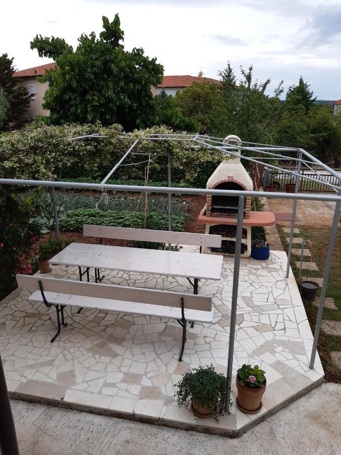 Apartment Thea Pula Dış mekan fotoğraf